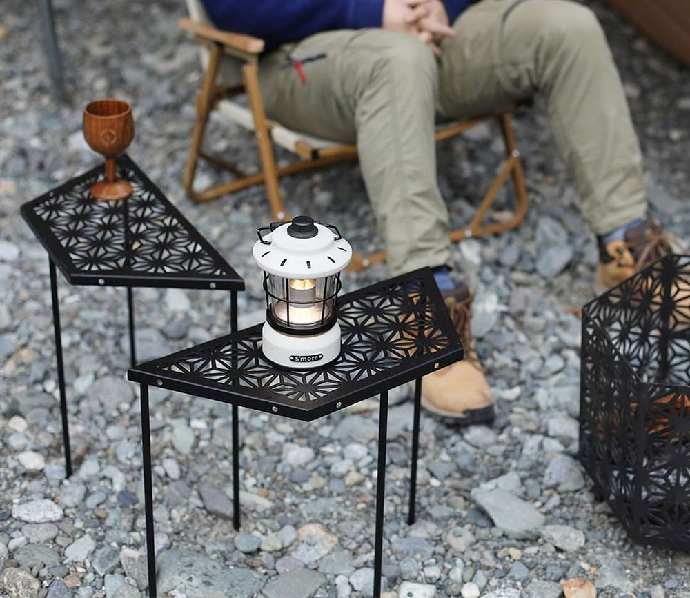 S'more iron table